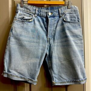 H&M - &denim slim fit shorts size 32
